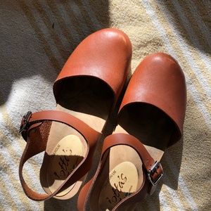 Swedish leather clogs size 9